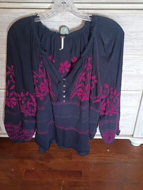Free People. Says Small.Boho Embroidered Peasant Top - Black with Magenta Floral